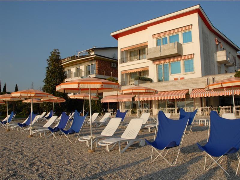 Le Petit Du Lac Sirmione Exterior photo