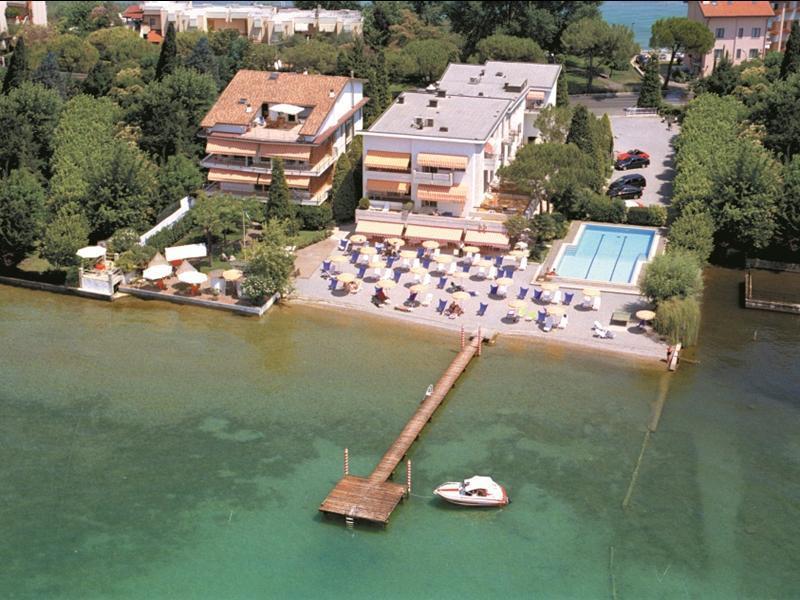 Le Petit Du Lac Sirmione Exterior photo